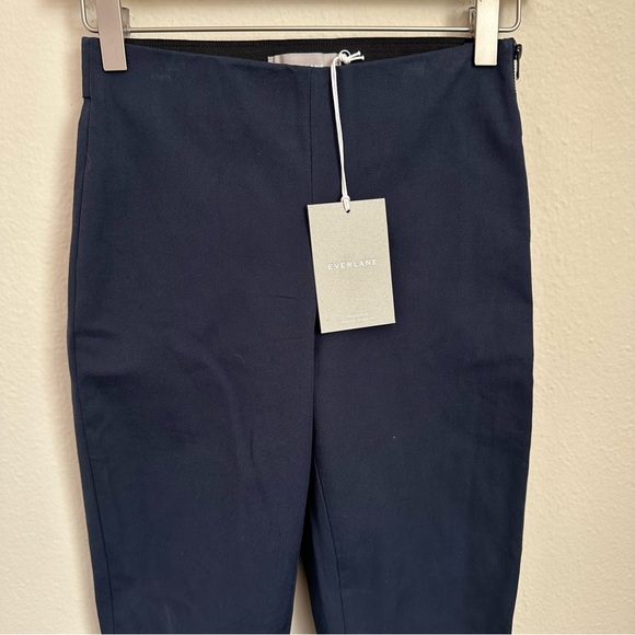 Everlane Pull On Navy Stretch Pants Size 00 NWT - Picture 2 of 8